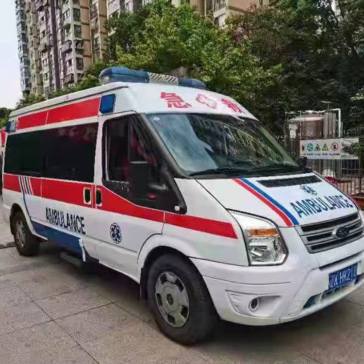 万宁长途救护车护送病人返乡